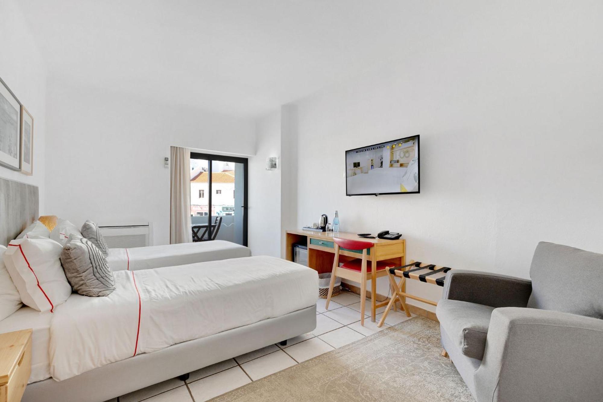 Hotel Carvoeiro Plaza 外观 照片