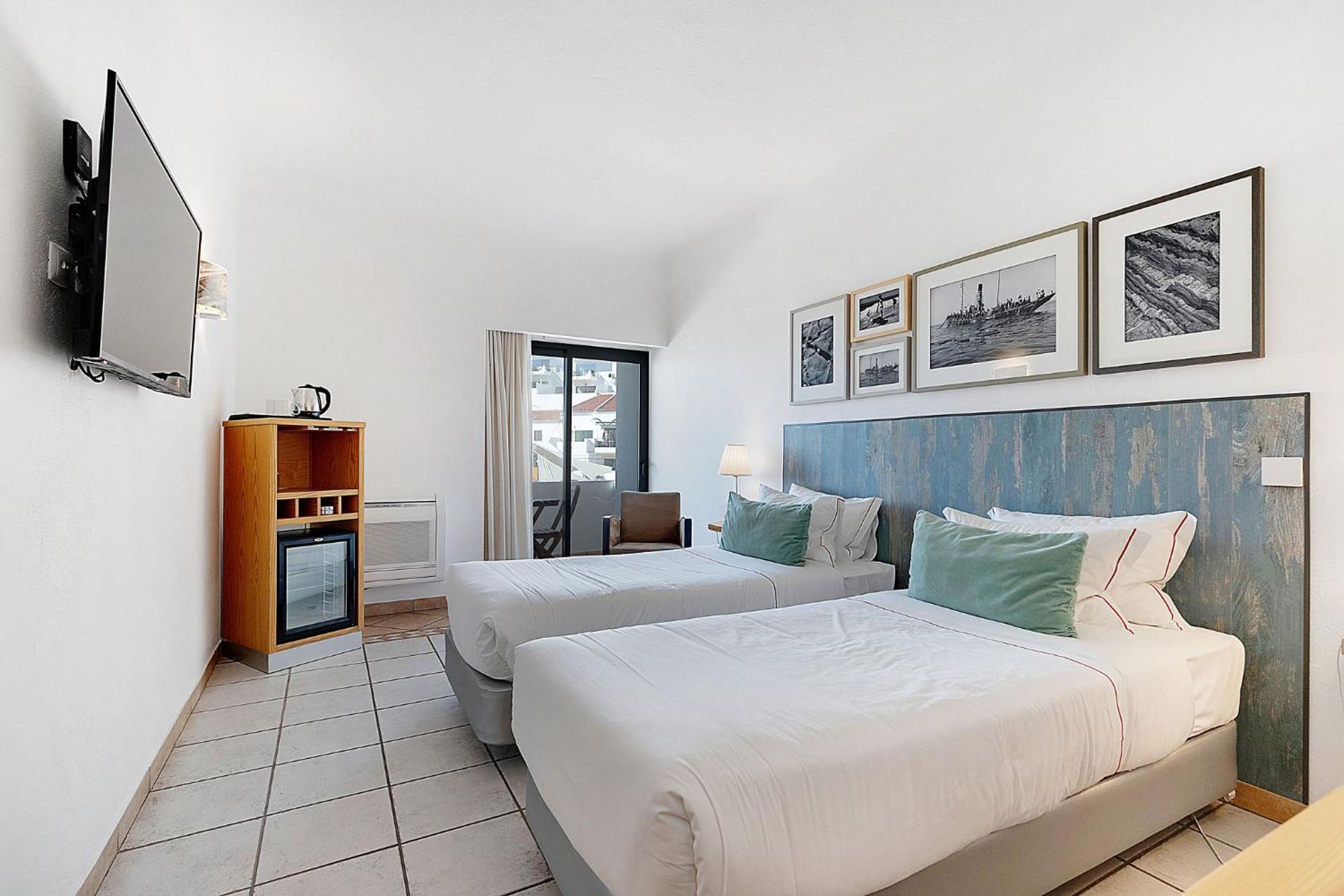 Hotel Carvoeiro Plaza 外观 照片