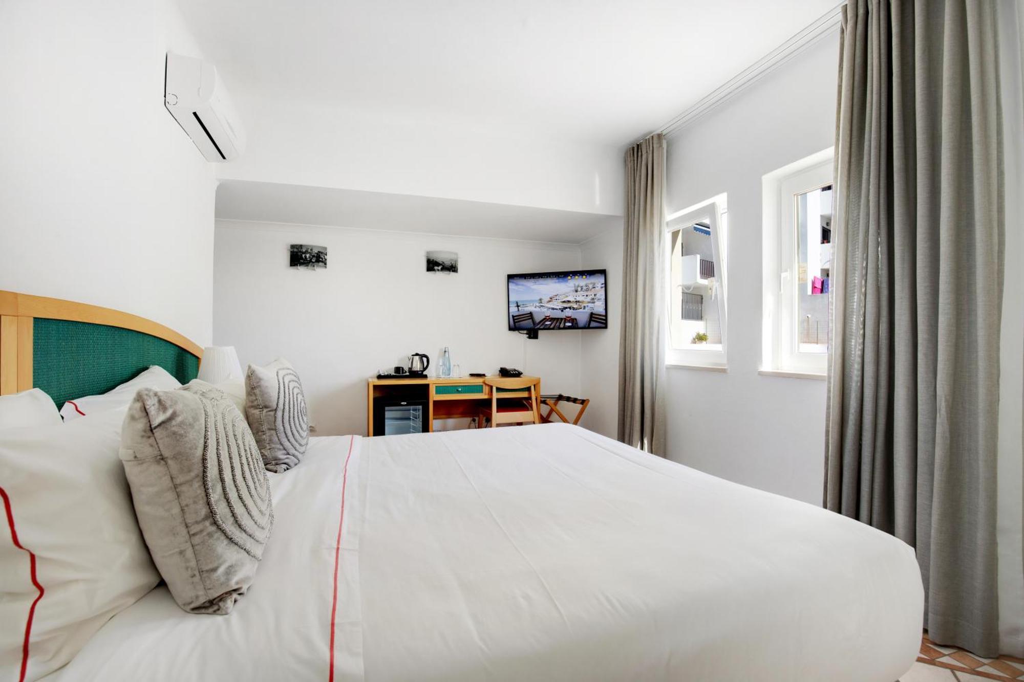 Hotel Carvoeiro Plaza 外观 照片