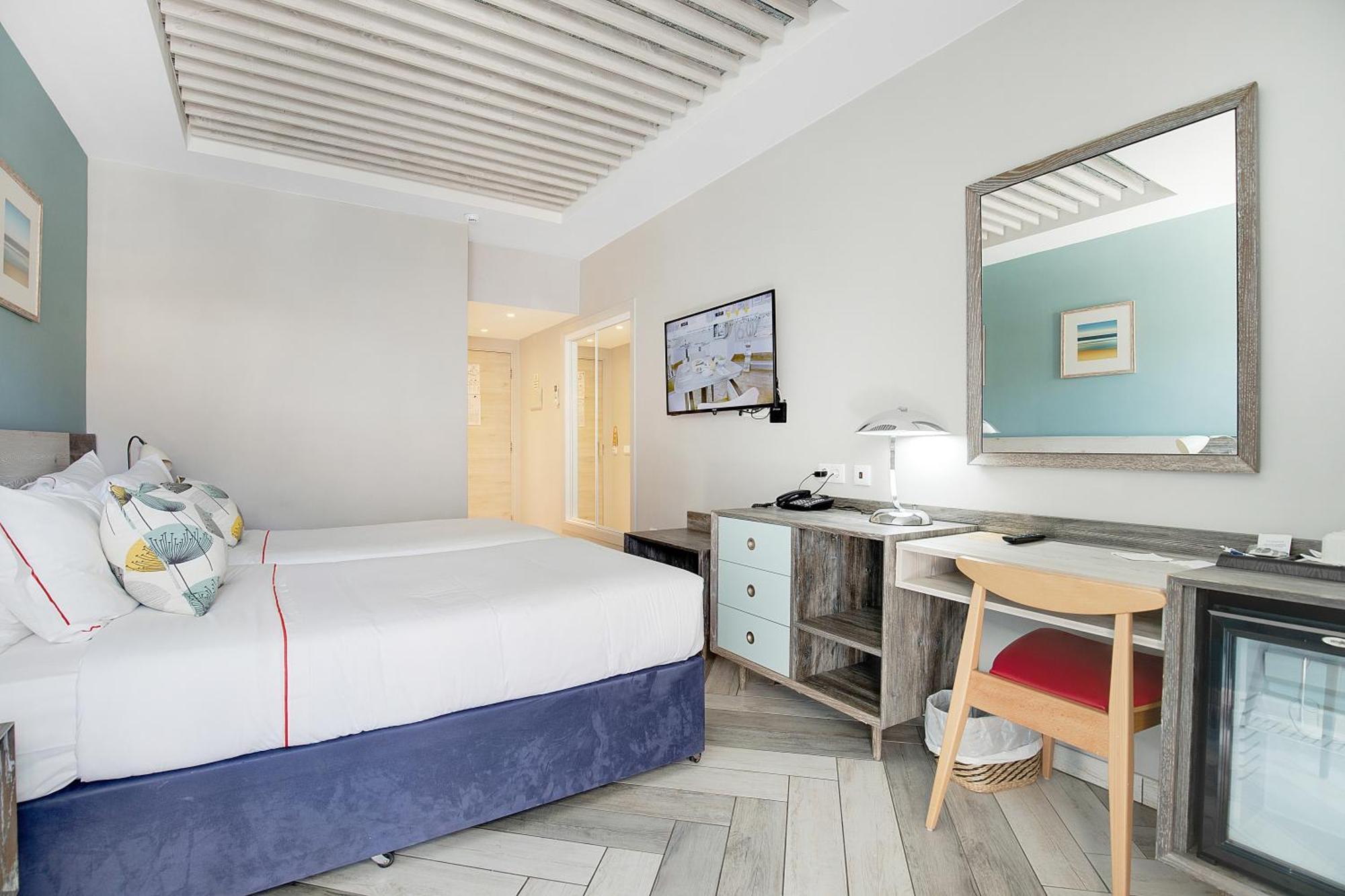 Hotel Carvoeiro Plaza 外观 照片